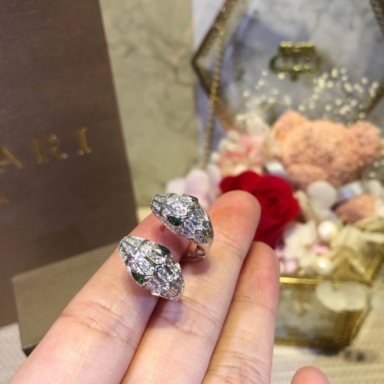 Favorite earrings from celebrities and entertainers 2023SS BVLGARI Bvlgari Favorite earrings from celebrities and entertainers 2023SS BVLGARI Bvlgari